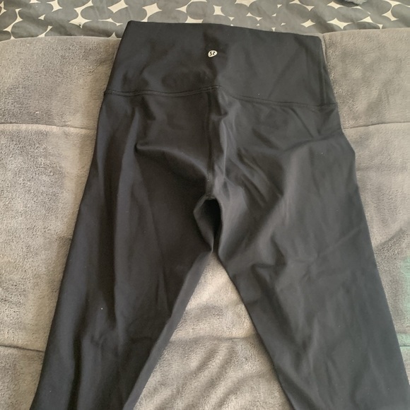 Brand new never worn HR align leggings - Picture 2 of 3